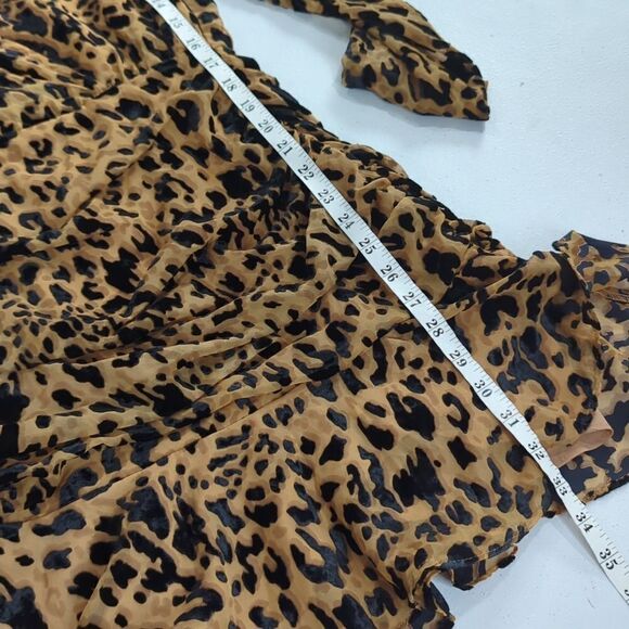 ASTR the Label Dress Womens Small Tan Nikita Leopard Print Mini Long Sleeve - Picture 10 of 10